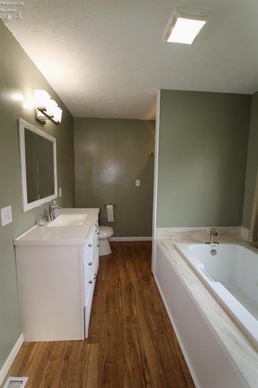 50695 State Route 18, Wellington, 44090, 3 Bedrooms Bedrooms, ,2 BathroomsBathrooms,Residential,For Sale,State Route 18,20262690