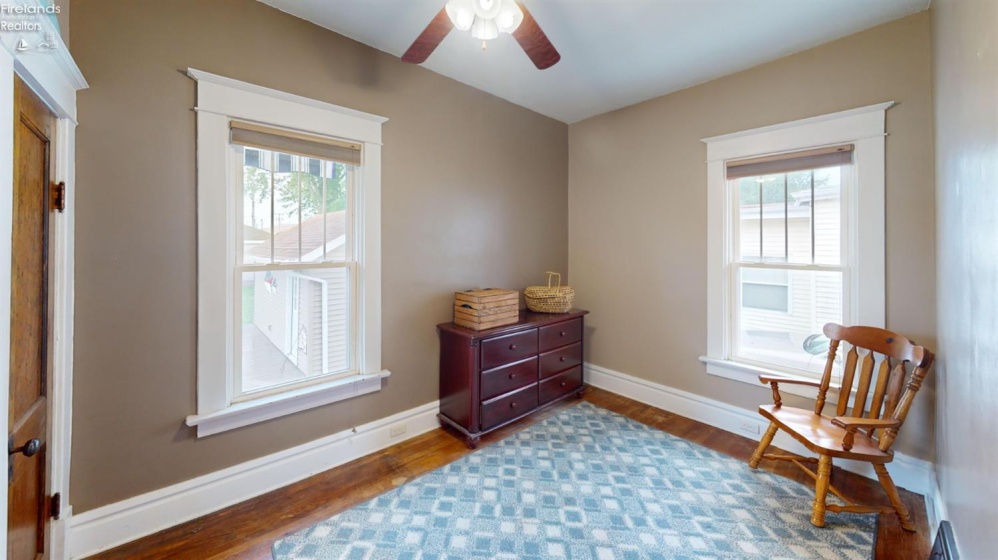 627 Madison Street, Port Clinton, 43452, 2 Bedrooms Bedrooms, ,1 BathroomBathrooms,Residential,For Sale,Madison,20262508