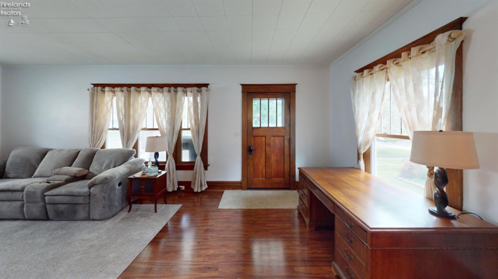 627 Madison Street, Port Clinton, 43452, 2 Bedrooms Bedrooms, ,1 BathroomBathrooms,Residential,For Sale,Madison,20262508