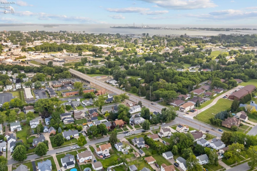 526 48th Street, Sandusky, 44870, 3 Bedrooms Bedrooms, ,1 BathroomBathrooms,Residential,For Sale,48th,20262505