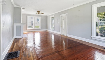 426 N Sandusky, Bellevue, 44811, 3 Bedrooms Bedrooms, ,2 BathroomsBathrooms,Residential,For Sale,N Sandusky,20262585 426 N Sandusky, Bellevue, 44811, 3 Bedrooms Bedrooms, ,2 BathroomsBathrooms,Residential,For Sale,N Sandusky,20262585