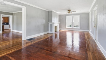 426 N Sandusky, Bellevue, 44811, 3 Bedrooms Bedrooms, ,2 BathroomsBathrooms,Residential,For Sale,N Sandusky,20262585 426 N Sandusky, Bellevue, 44811, 3 Bedrooms Bedrooms, ,2 BathroomsBathrooms,Residential,For Sale,N Sandusky,20262585