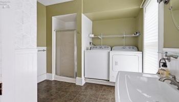 426 N Sandusky, Bellevue, 44811, 3 Bedrooms Bedrooms, ,2 BathroomsBathrooms,Residential,For Sale,N Sandusky,20262585 426 N Sandusky, Bellevue, 44811, 3 Bedrooms Bedrooms, ,2 BathroomsBathrooms,Residential,For Sale,N Sandusky,20262585