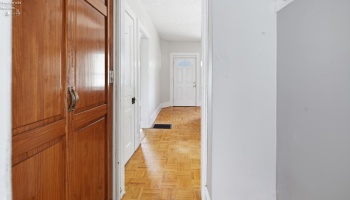 426 N Sandusky, Bellevue, 44811, 3 Bedrooms Bedrooms, ,2 BathroomsBathrooms,Residential,For Sale,N Sandusky,20262585 426 N Sandusky, Bellevue, 44811, 3 Bedrooms Bedrooms, ,2 BathroomsBathrooms,Residential,For Sale,N Sandusky,20262585