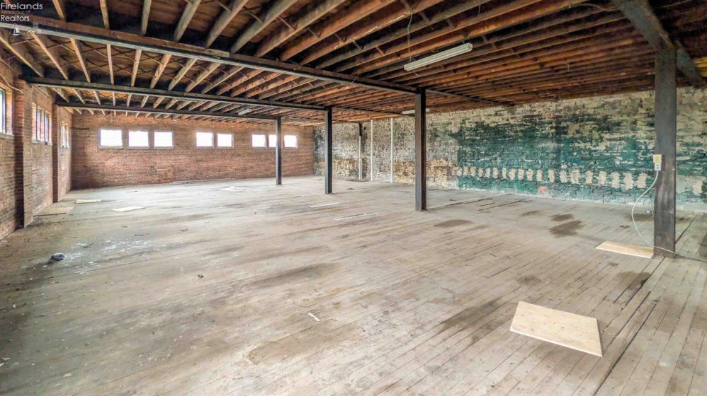 301 Water Street, Sandusky, 44870, ,Commercial,For Sale,Water,20262713