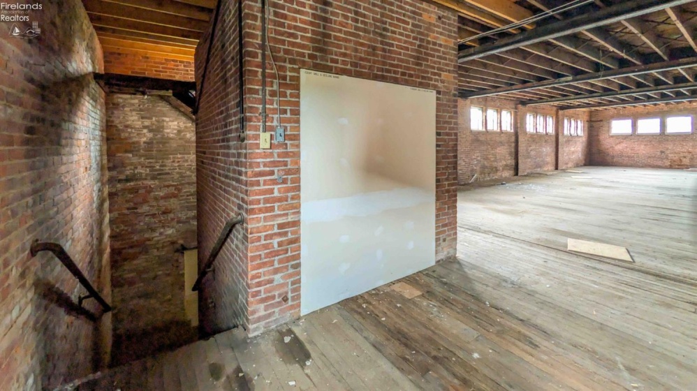 301 Water Street, Sandusky, 44870, ,Commercial,For Sale,Water,20262713