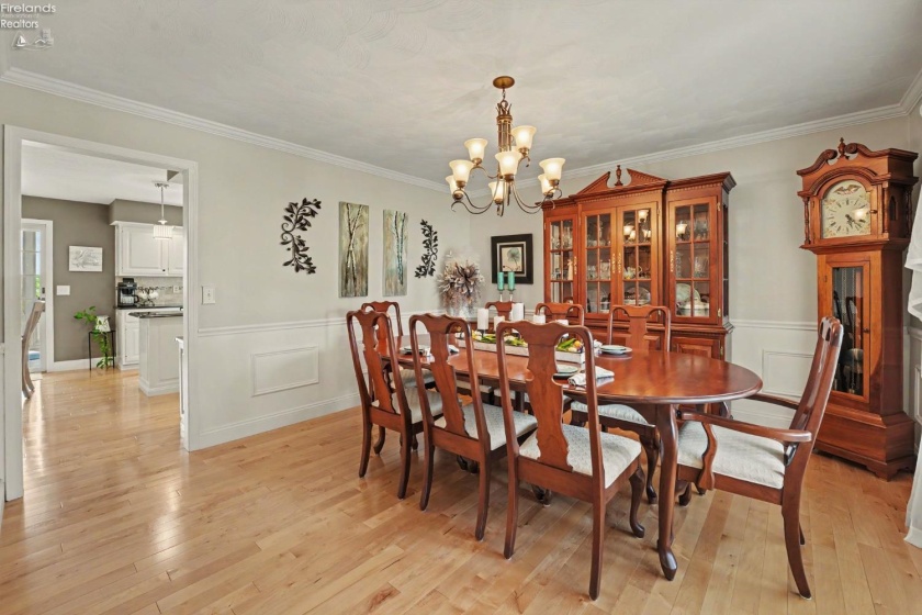 1040 Monroe Street, Bellevue, 44811, 4 Bedrooms Bedrooms, ,3 BathroomsBathrooms,Residential,For Sale,Monroe,20262719