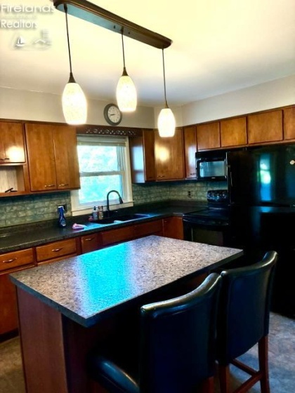 3906 Hull Road, Huron, 44839, 3 Bedrooms Bedrooms, ,2 BathroomsBathrooms,Residential,For Sale,Hull,20262635