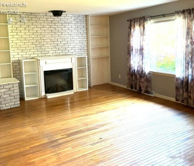 3906 Hull Road, Huron, 44839, 3 Bedrooms Bedrooms, ,2 BathroomsBathrooms,Residential,For Sale,Hull,20262635