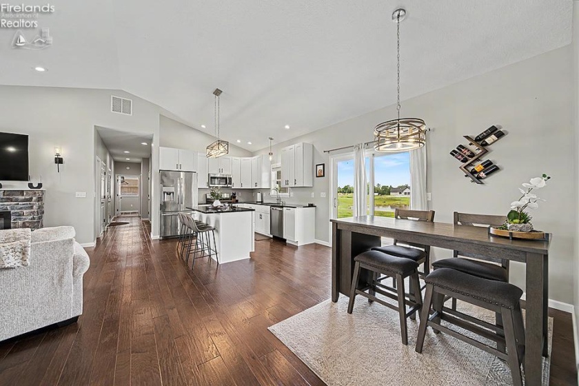 844 Autumn Avenue, Carey, 43316, 3 Bedrooms Bedrooms, ,3 BathroomsBathrooms,Residential,For Sale,Autumn,20262728