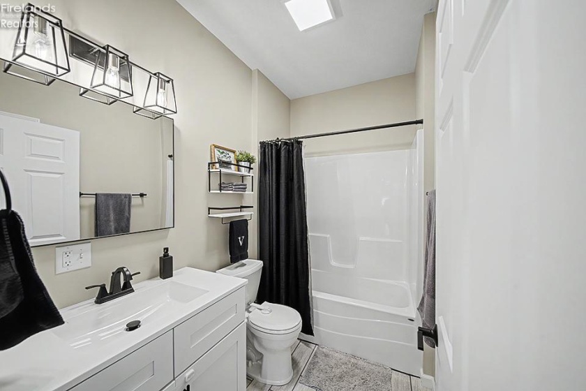 844 Autumn Avenue, Carey, 43316, 3 Bedrooms Bedrooms, ,3 BathroomsBathrooms,Residential,For Sale,Autumn,20262728