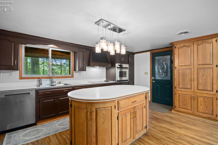 41180 Butternut Ridge Rd., Elyria, 44035, 3 Bedrooms Bedrooms, ,2 BathroomsBathrooms,Residential,For Sale,Butternut Ridge Rd.,20262709