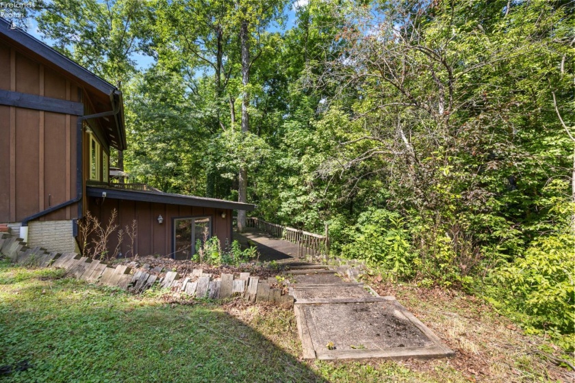 41180 Butternut Ridge Rd., Elyria, 44035, 3 Bedrooms Bedrooms, ,2 BathroomsBathrooms,Residential,For Sale,Butternut Ridge Rd.,20262709