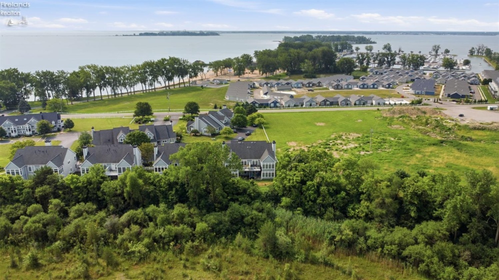 10851 Bay Point Drive, Marblehead, 43440, 3 Bedrooms Bedrooms, ,3 BathroomsBathrooms,Residential,For Sale,Bay Point Drive,20262689