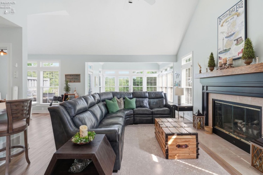 10851 Bay Point Drive, Marblehead, 43440, 3 Bedrooms Bedrooms, ,3 BathroomsBathrooms,Residential,For Sale,Bay Point Drive,20262689