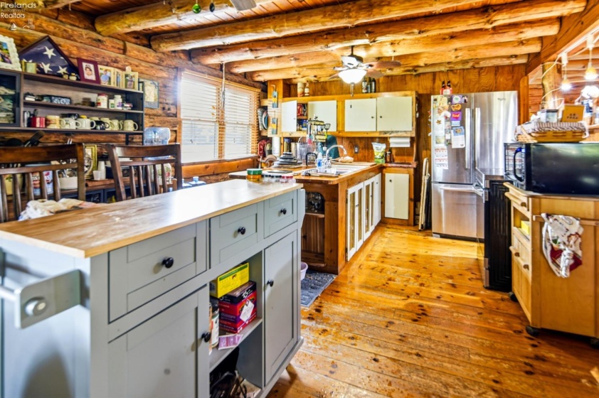 305 Toussaint Portage Road, Oak Harbor, 43449, 1 Bedroom Bedrooms, ,1 BathroomBathrooms,Residential,For Sale,Toussaint Portage,20262542