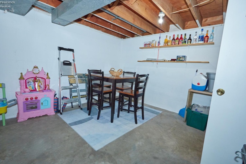 405 Berlin Road, Huron, 44839, 5 Bedrooms Bedrooms, ,2 BathroomsBathrooms,Residential,For Sale,Berlin,20262674