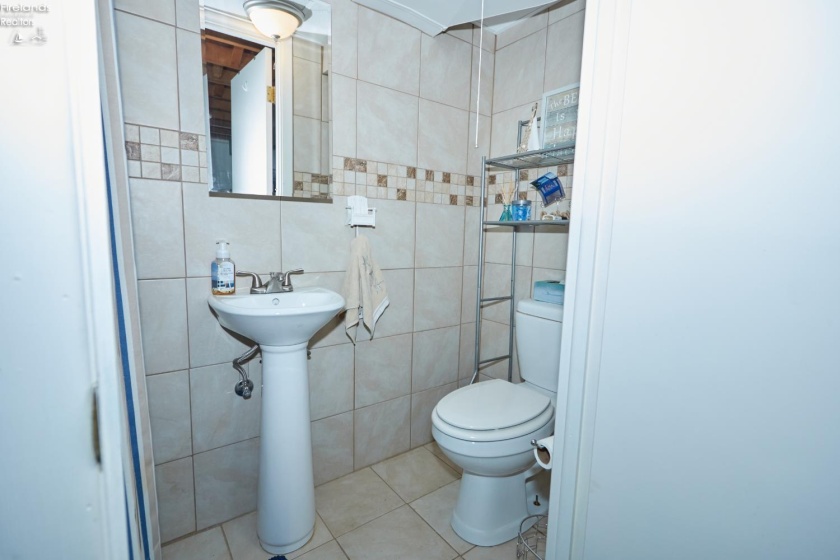 405 Berlin Road, Huron, 44839, 5 Bedrooms Bedrooms, ,2 BathroomsBathrooms,Residential,For Sale,Berlin,20262674
