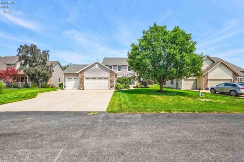 5533 Bertram Drive, Port Clinton, 43452, 5 Bedrooms Bedrooms, ,4 BathroomsBathrooms,Residential,For Sale,Bertram,20262735