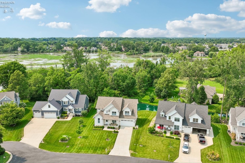 5019 Blue Teal Drive, Port Clinton, 43452, 4 Bedrooms Bedrooms, ,5 BathroomsBathrooms,Residential,For Sale,Blue Teal,20262679