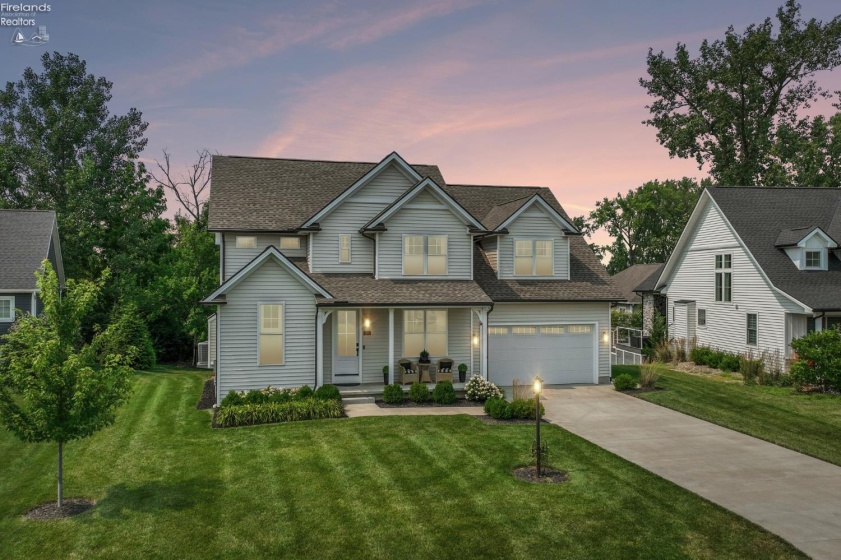 5019 Blue Teal Drive, Port Clinton, 43452, 4 Bedrooms Bedrooms, ,5 BathroomsBathrooms,Residential,For Sale,Blue Teal,20262679