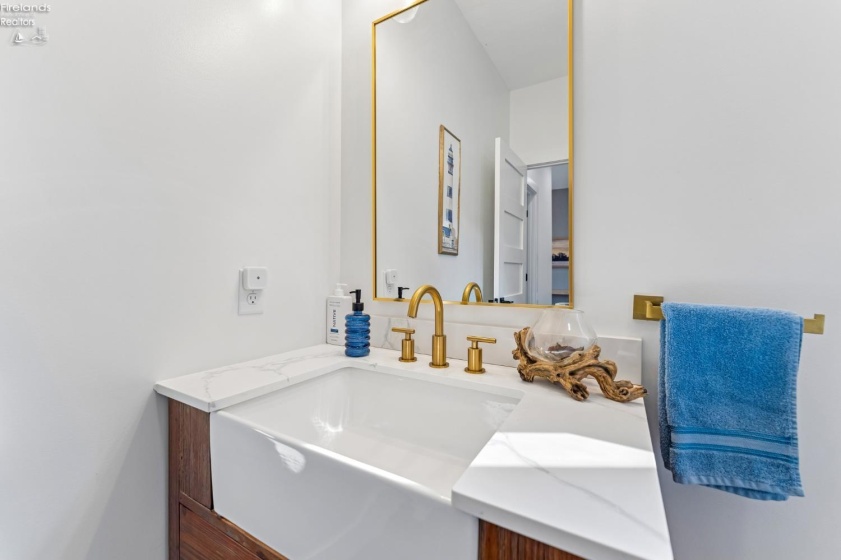2238 Harbor Bay Drive, Marblehead, 43440, 4 Bedrooms Bedrooms, ,3 BathroomsBathrooms,Residential,For Sale,Harbor Bay,20262682