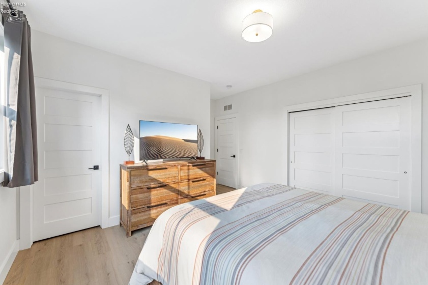 2238 Harbor Bay Drive, Marblehead, 43440, 4 Bedrooms Bedrooms, ,3 BathroomsBathrooms,Residential,For Sale,Harbor Bay,20262682
