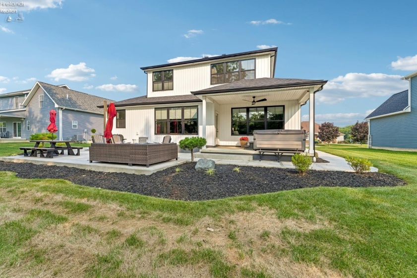 2238 Harbor Bay Drive, Marblehead, 43440, 4 Bedrooms Bedrooms, ,3 BathroomsBathrooms,Residential,For Sale,Harbor Bay,20262682
