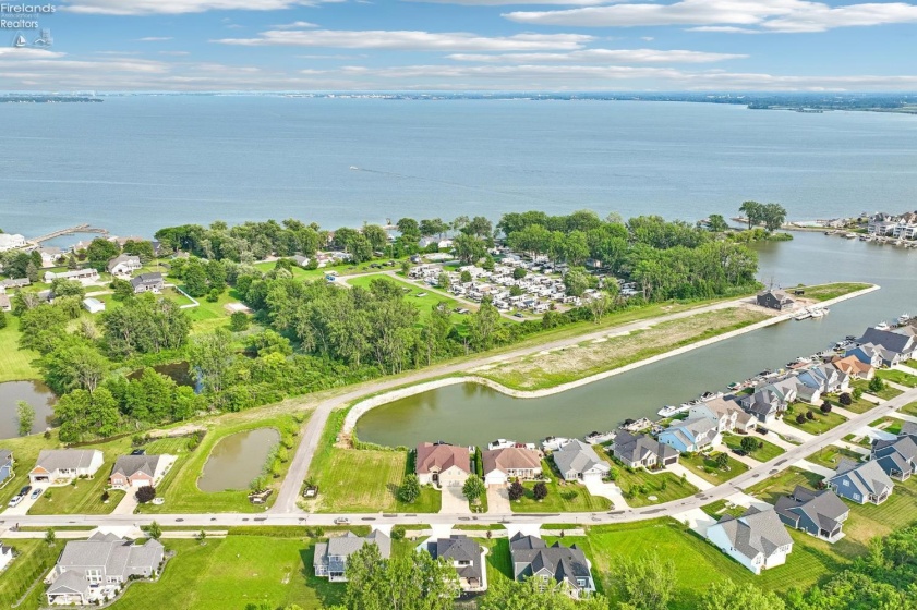 2238 Harbor Bay Drive, Marblehead, 43440, 4 Bedrooms Bedrooms, ,3 BathroomsBathrooms,Residential,For Sale,Harbor Bay,20262682