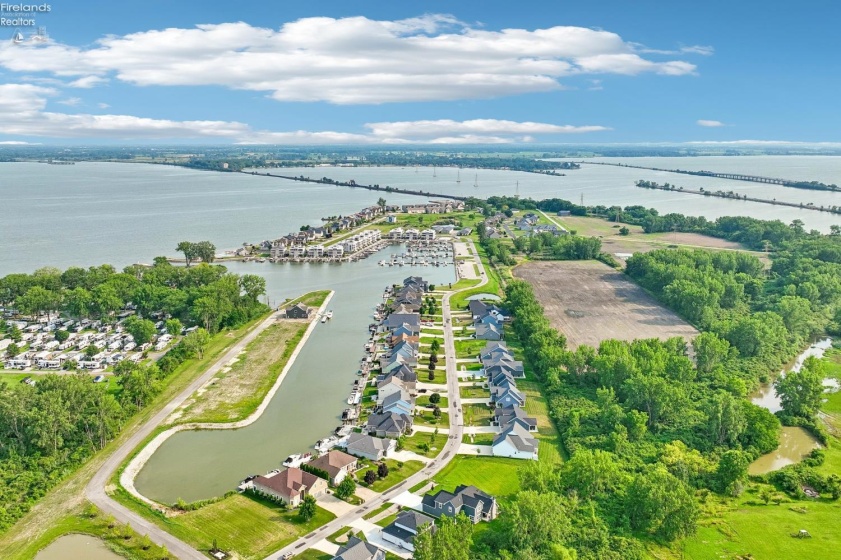 2238 Harbor Bay Drive, Marblehead, 43440, 4 Bedrooms Bedrooms, ,3 BathroomsBathrooms,Residential,For Sale,Harbor Bay,20262682