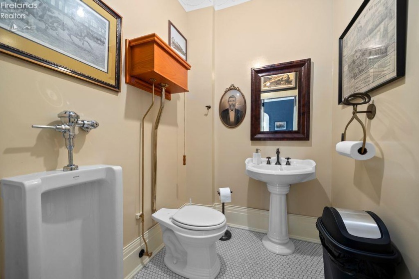 403 Adams, Sandusky, 44870, 9 Bedrooms Bedrooms, ,11 BathroomsBathrooms,Residential,For Sale,Adams,20262715