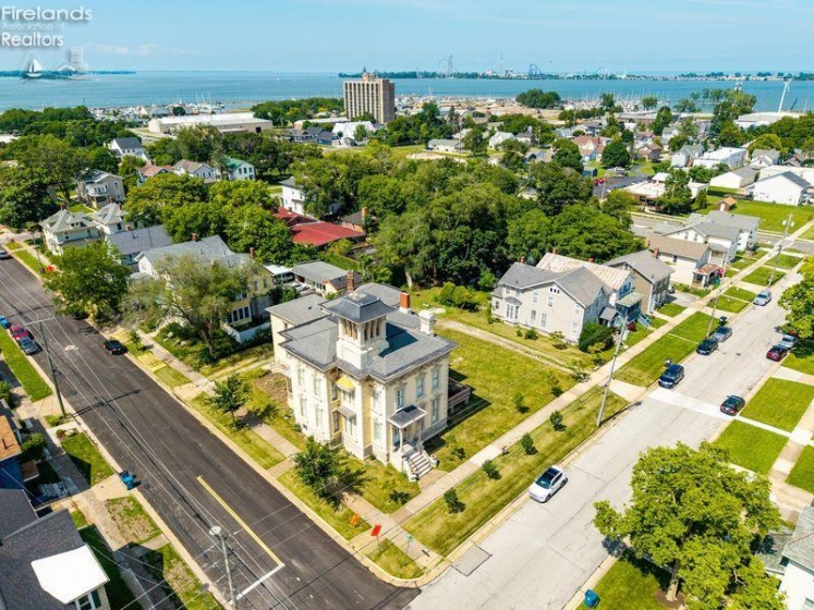 403 Adams, Sandusky, 44870, 9 Bedrooms Bedrooms, ,11 BathroomsBathrooms,Residential,For Sale,Adams,20262715