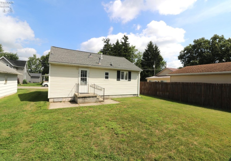 10 Rose Avenue, Norwalk, 44857, 2 Bedrooms Bedrooms, ,1 BathroomBathrooms,Residential,For Sale,Rose,20262625