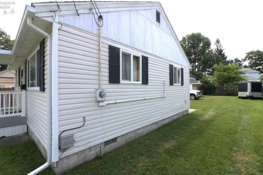 10 Rose Avenue, Norwalk, 44857, 2 Bedrooms Bedrooms, ,1 BathroomBathrooms,Residential,For Sale,Rose,20262625