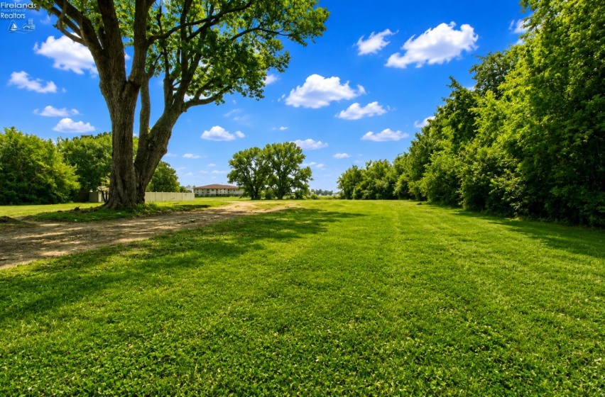 111 Catawba Road, Port Clinton, 43452, ,Land,For Sale,Catawba,20262742