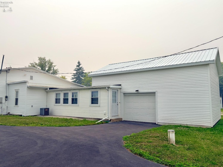 418 Main, Rising Sun, 43457, ,Commercial,For Sale,Main,20262736