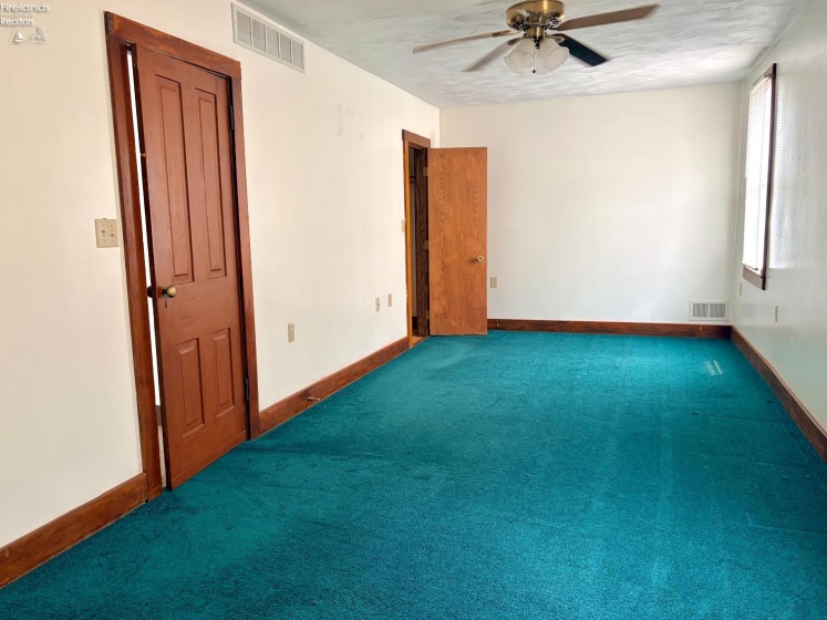 418 Main, Rising Sun, 43457, ,Commercial,For Sale,Main,20262736