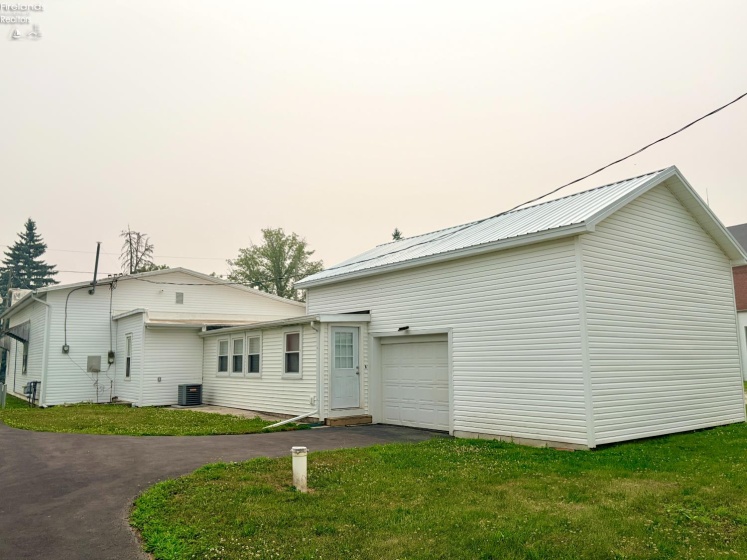 418 Main, Rising Sun, 43457, ,Commercial,For Sale,Main,20262736