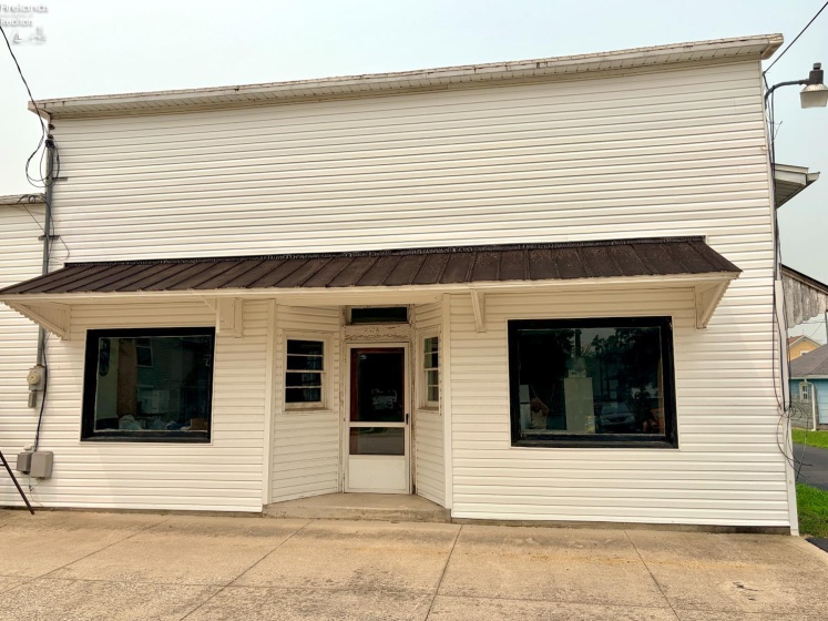 418 Main, Rising Sun, 43457, ,Commercial,For Sale,Main,20262736
