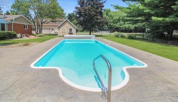 5802 Columbus Avenue, Sandusky, 44870, 4 Bedrooms Bedrooms, ,2 BathroomsBathrooms,Residential,For Sale,Columbus,20262731