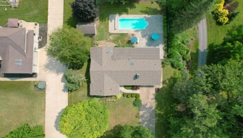 5802 Columbus Avenue, Sandusky, 44870, 4 Bedrooms Bedrooms, ,2 BathroomsBathrooms,Residential,For Sale,Columbus,20262731