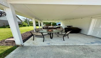 98 Gross Street, Tiffin, 44883, 3 Bedrooms Bedrooms, ,2 BathroomsBathrooms,Residential,For Sale,Gross,20262741