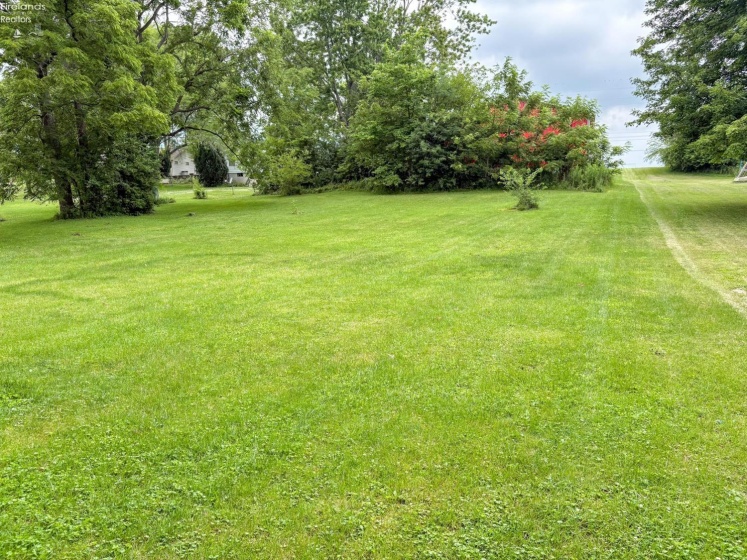 15330 State Route 105, Elmore, 43416, 3 Bedrooms Bedrooms, ,2 BathroomsBathrooms,Residential,For Sale,State Route 105,20262645
