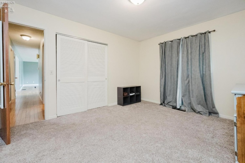2505 Oakmont Drive, Findlay, 45840, 3 Bedrooms Bedrooms, ,2 BathroomsBathrooms,Residential,For Sale,Oakmont,20262678