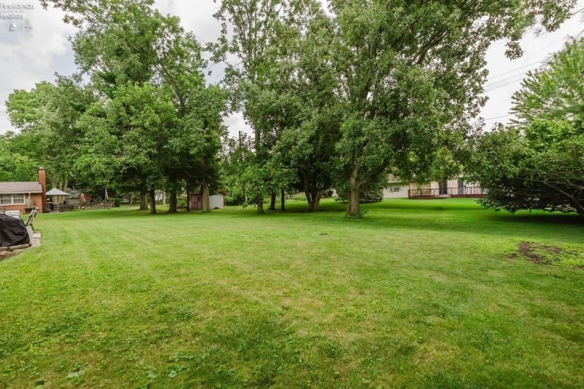 2505 Oakmont Drive, Findlay, 45840, 3 Bedrooms Bedrooms, ,2 BathroomsBathrooms,Residential,For Sale,Oakmont,20262678