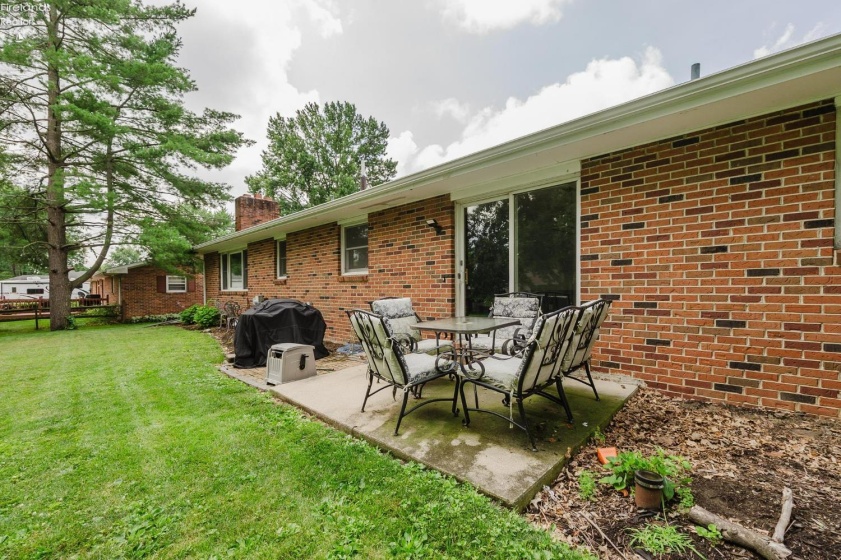 2505 Oakmont Drive, Findlay, 45840, 3 Bedrooms Bedrooms, ,2 BathroomsBathrooms,Residential,For Sale,Oakmont,20262678