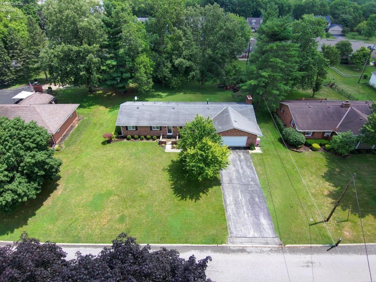 2505 Oakmont Drive, Findlay, 45840, 3 Bedrooms Bedrooms, ,2 BathroomsBathrooms,Residential,For Sale,Oakmont,20262678