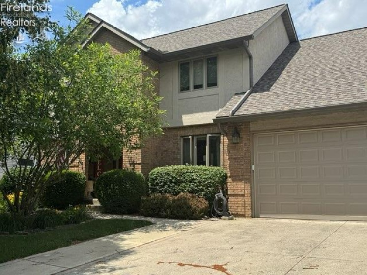 44 Providence Lane, Delaware, 43015, 3 Bedrooms Bedrooms, ,4 BathroomsBathrooms,Residential,For Sale,Providence,20262681