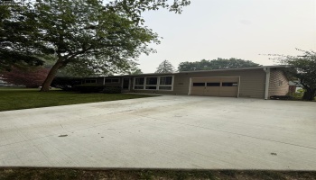 1277 Cherry Tree Court, Maumee, 43537, 3 Bedrooms Bedrooms, ,2 BathroomsBathrooms,Residential,For Sale,Cherry Tree,20262746