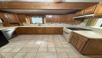 1277 Cherry Tree Court, Maumee, 43537, 3 Bedrooms Bedrooms, ,2 BathroomsBathrooms,Residential,For Sale,Cherry Tree,20262746